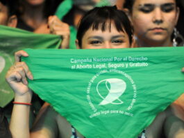 Women in Argentina calls for legalization of abortion
