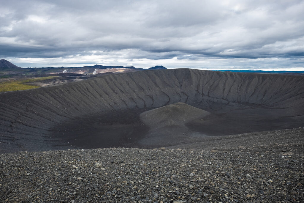 Hverfjall, il Cratere dalla Forma Perfetta